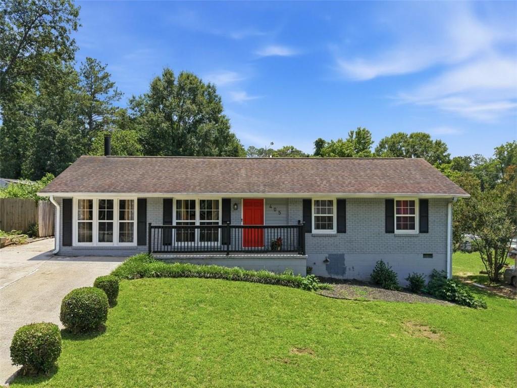 405 King Arthur Court Property Photo 1