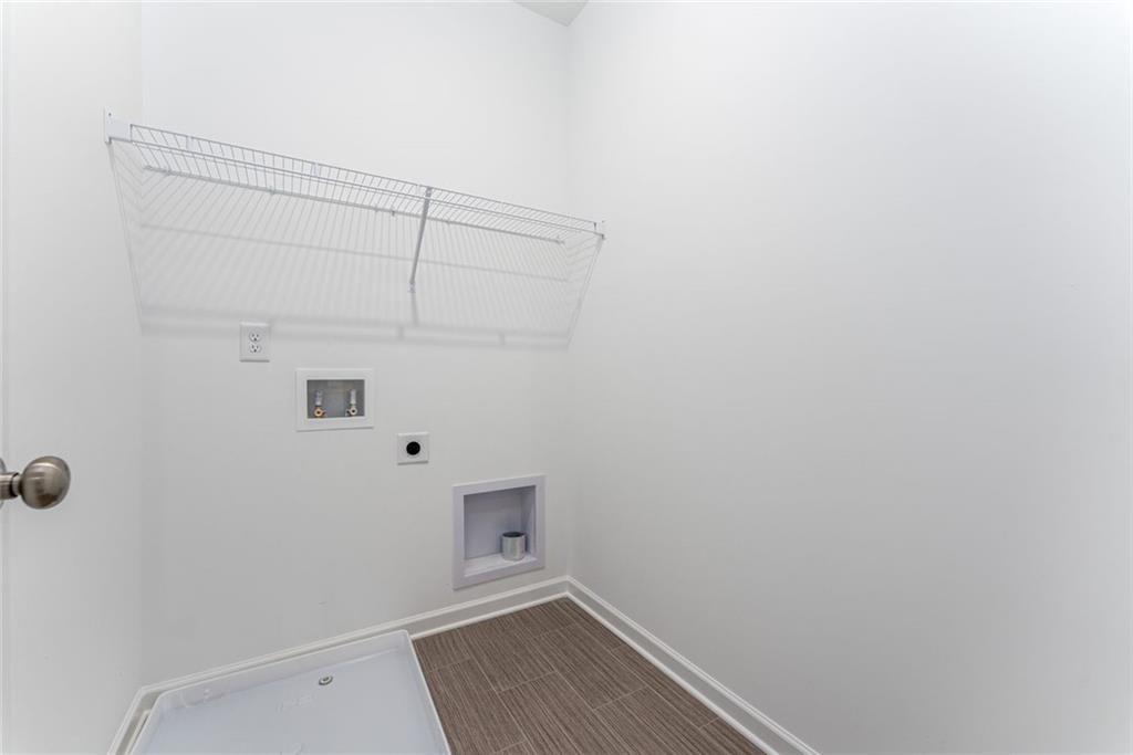 700 Euharlee Road Property Photo 12