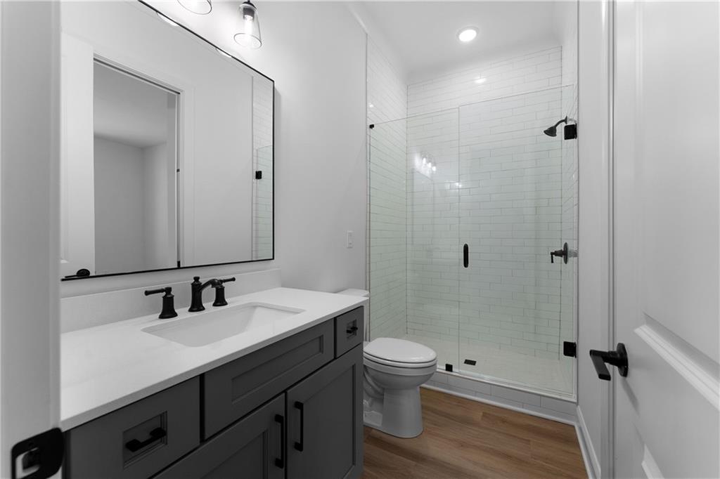 172 Cherokee Drive S Property Photo 15