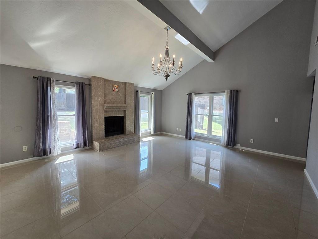 6992 Ivy Pointe Row Property Photo 4
