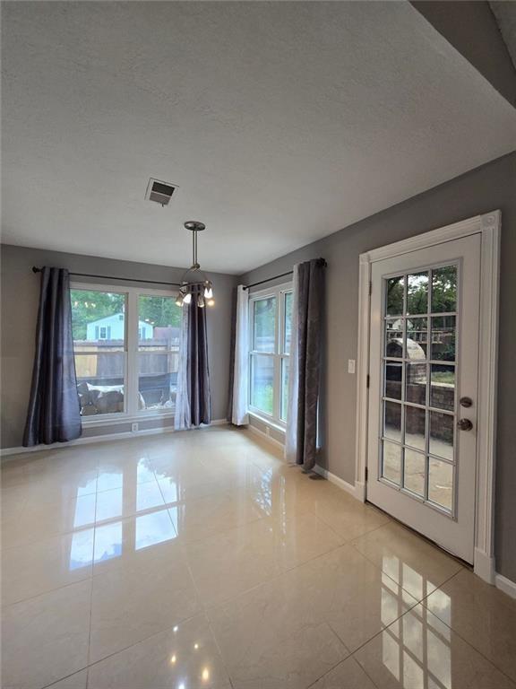 6992 Ivy Pointe Row Property Photo 7