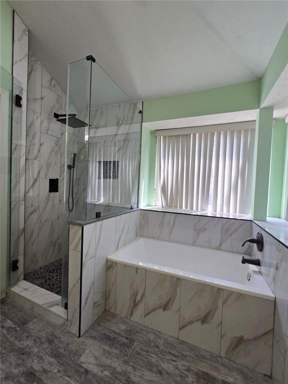 6992 Ivy Pointe Row Property Photo 10