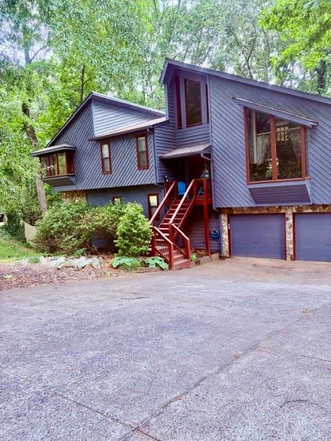 1781 Blackwillow Drive Ne Property Photo 2