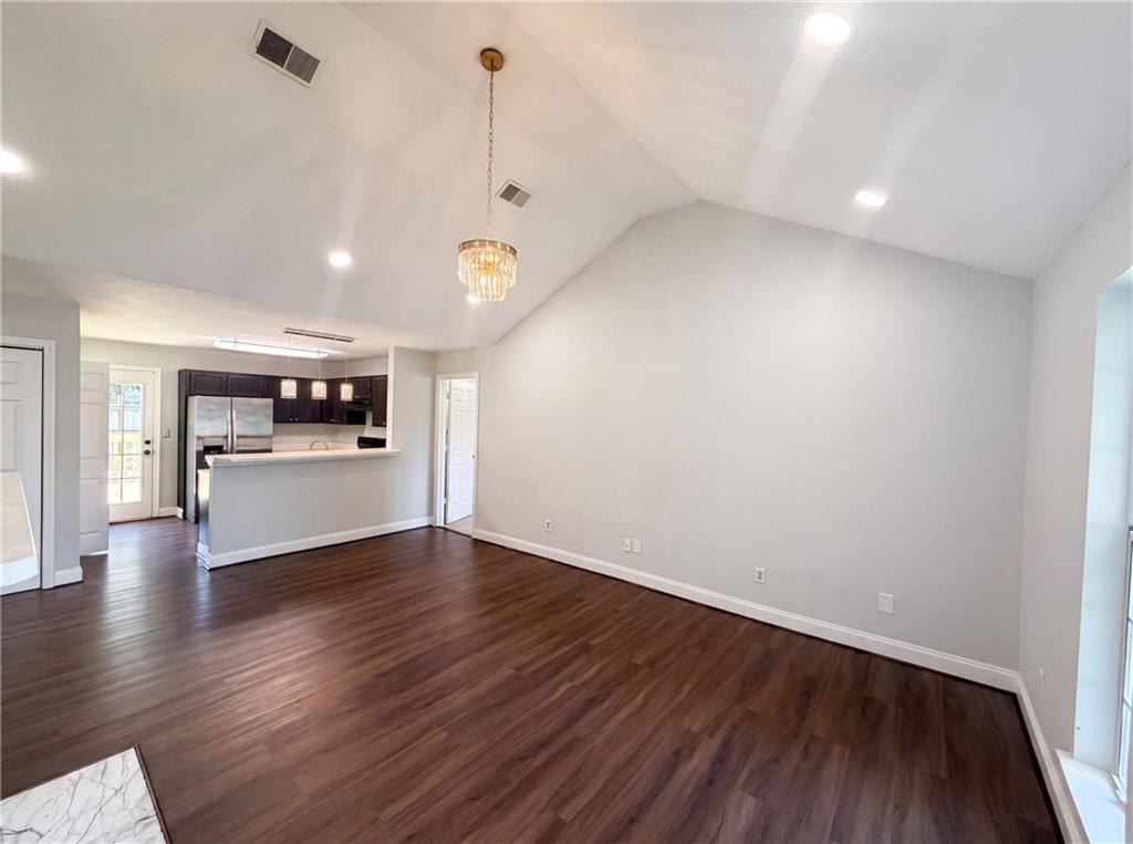 2 Ember Way Property Photo 3