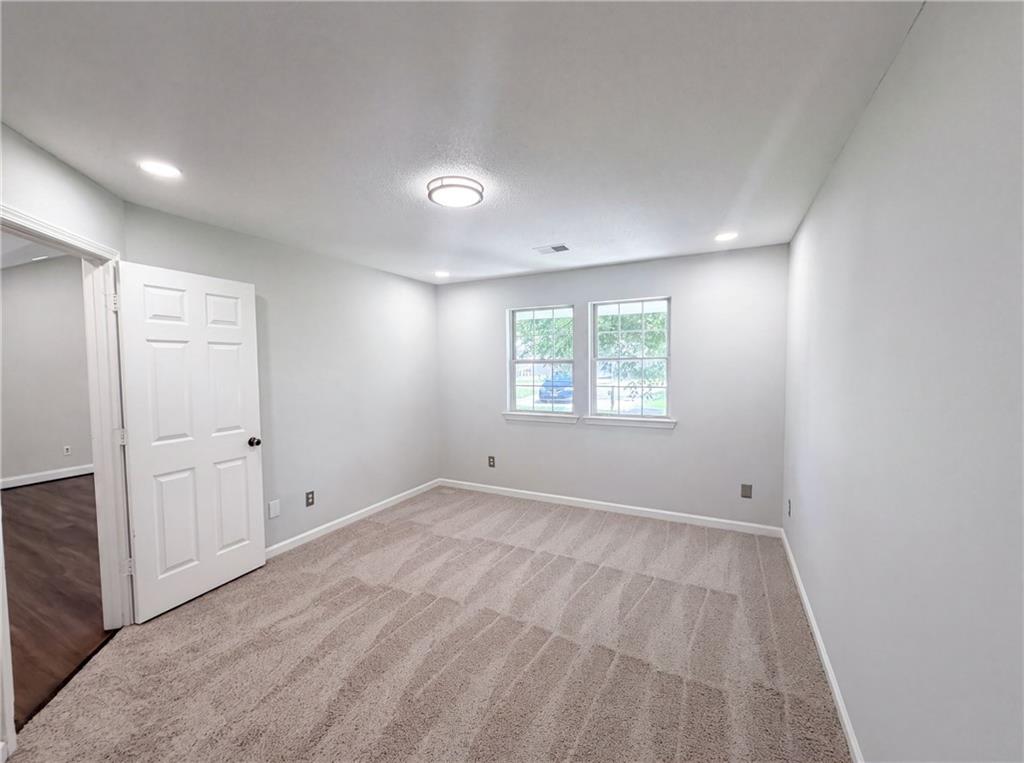 2 Ember Way Property Photo 10