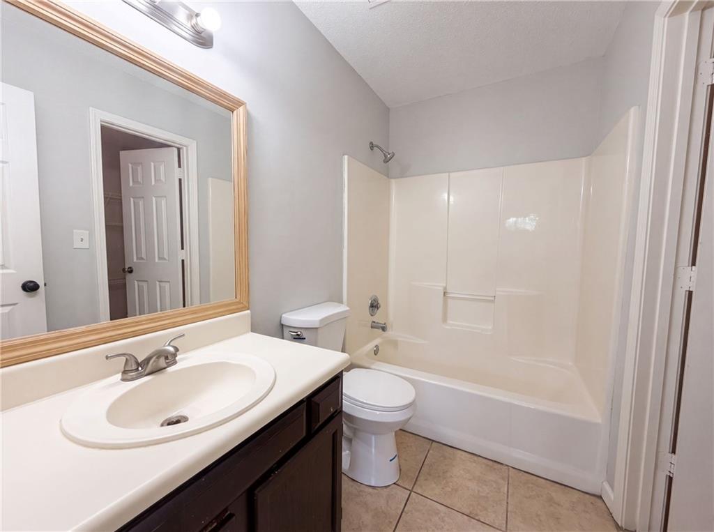 2 Ember Way Property Photo 13