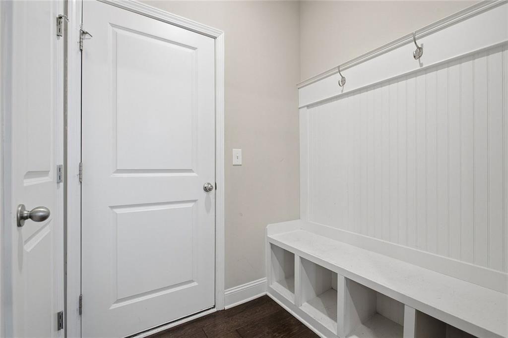 3304 Ivy Farm Path Property Photo 34