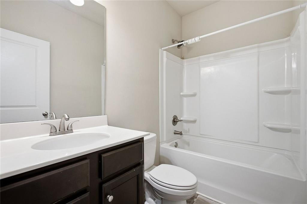 3304 Ivy Farm Path Property Photo 48