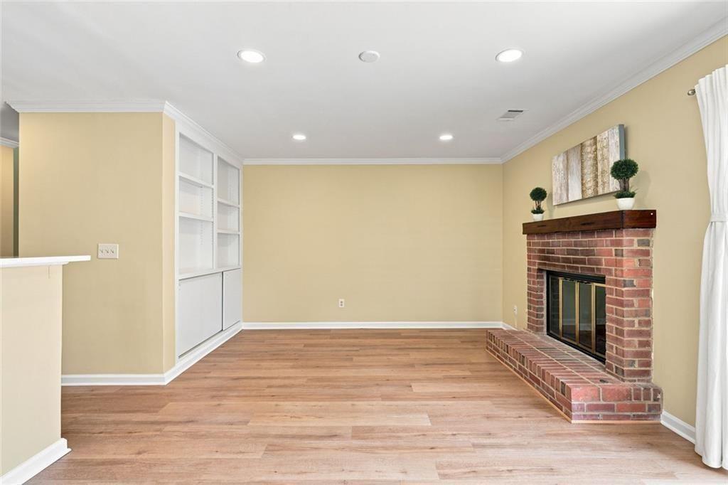 222 Forkner Drive Unit #10 Property Photo 17