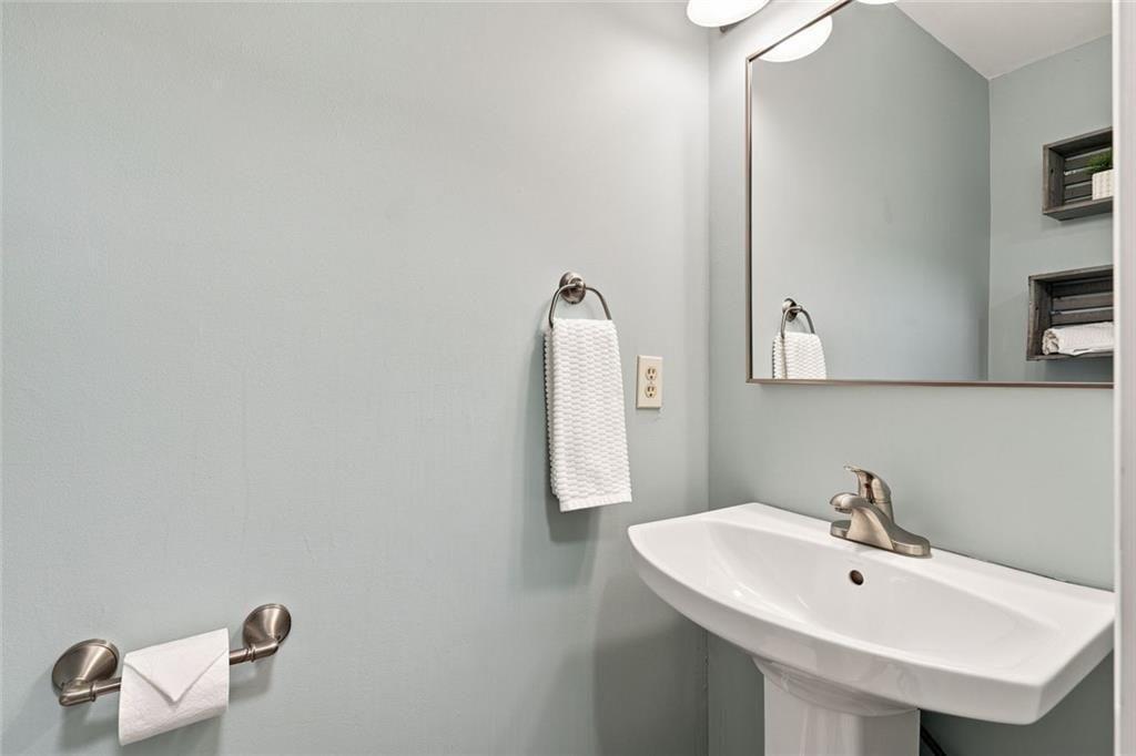 222 Forkner Drive Unit #10 Property Photo 19