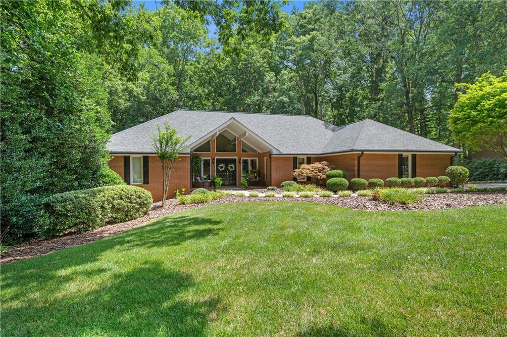11740 Mountain Laurel Drive Property Photo 1