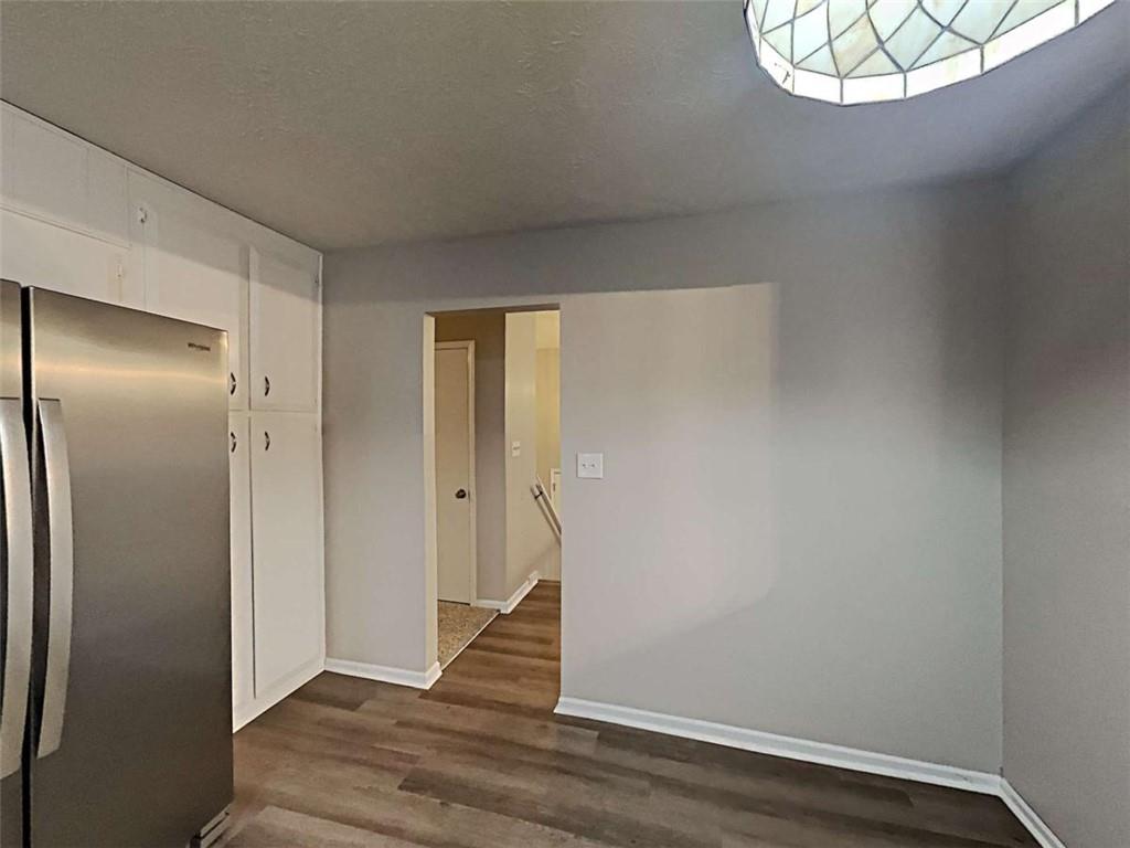 3271 Mixon Way Property Photo 8