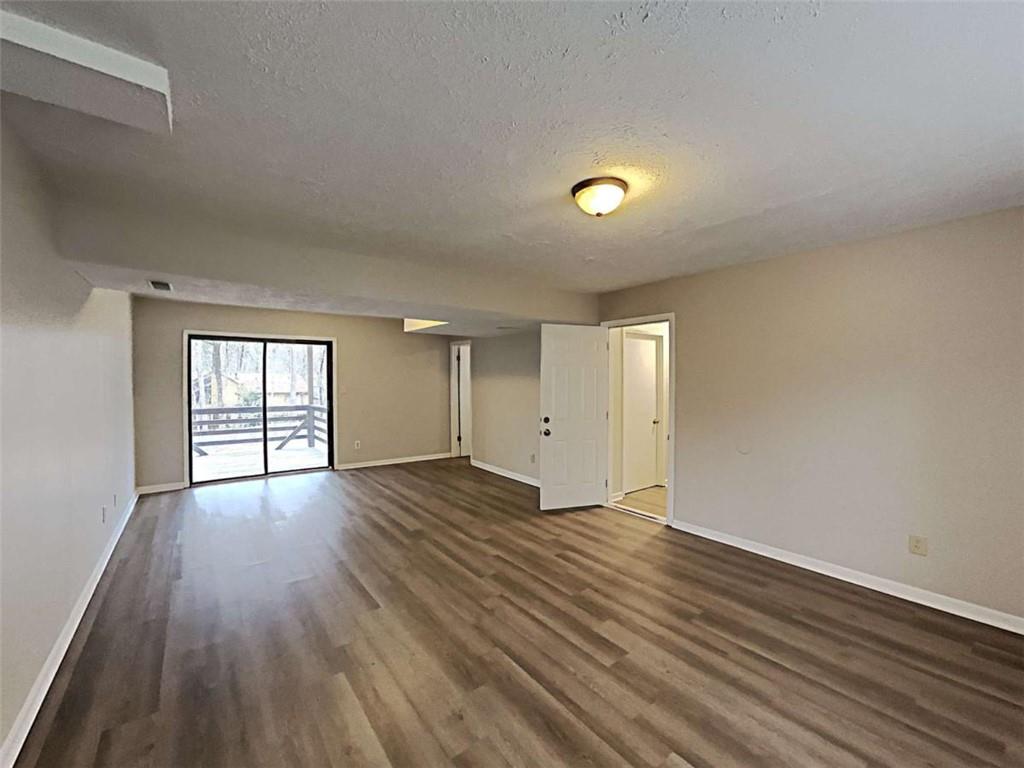 3271 Mixon Way Property Photo 18