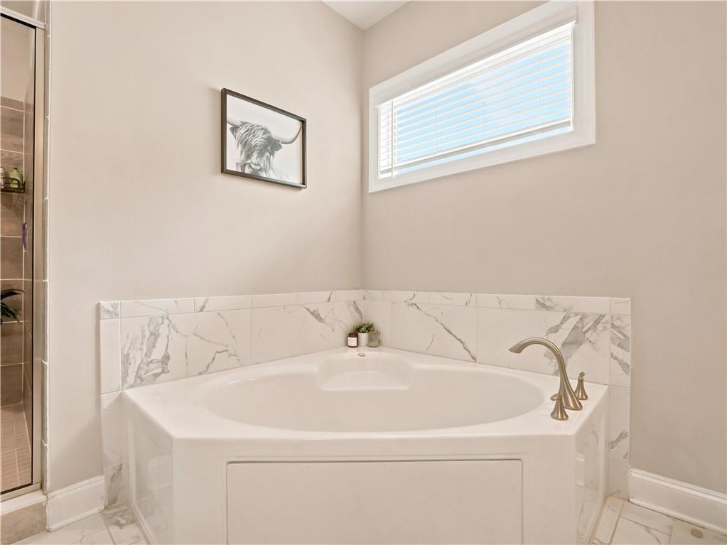 542 Flying Bolt Run Property Photo 42