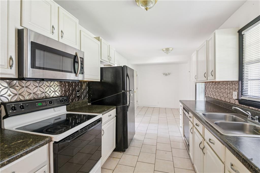 4773 Bell Circle Property Photo 11