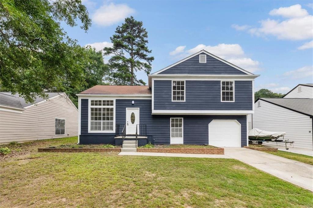 6653 Eastbriar Drive Property Photo 1