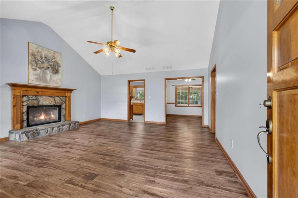 230 Pine Tree Lane Property Photo 6
