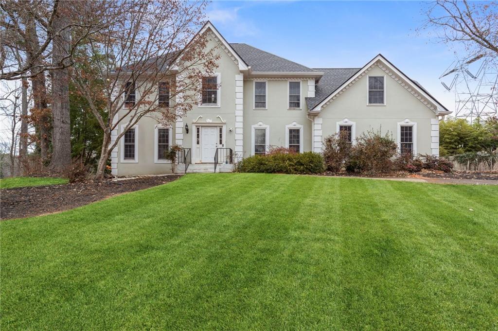 808 Valbrook Court SW
