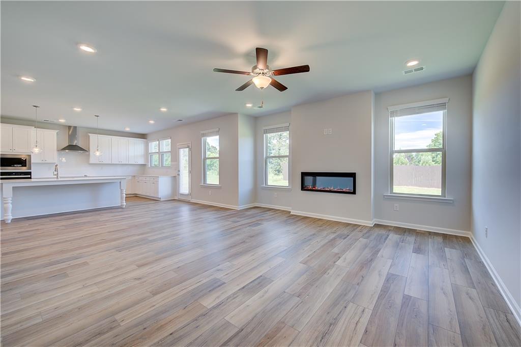 2566 Cadenza Circle Property Photo 8