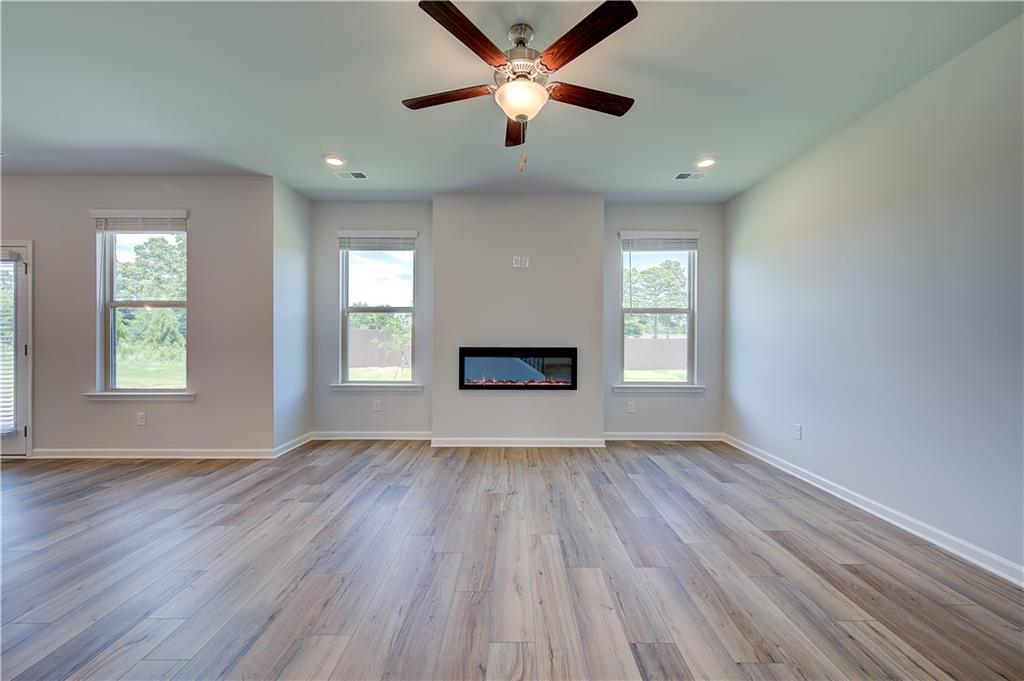 2566 Cadenza Circle Property Photo 10