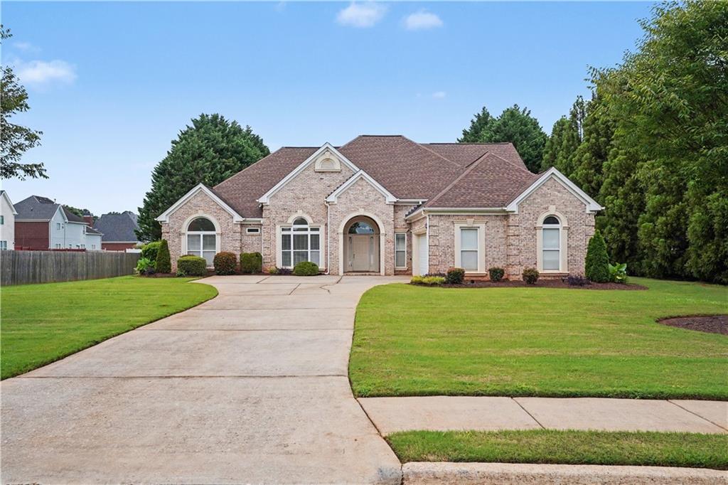 1086 Rowanshyre Circle