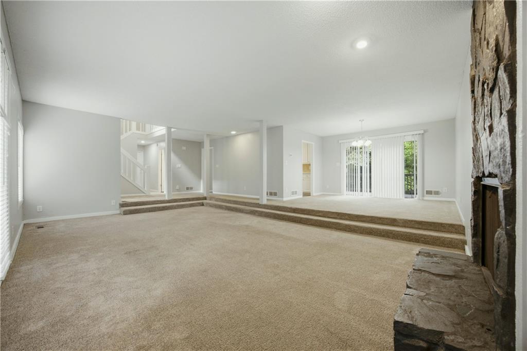 10285 Timberstone Road Property Photo 2