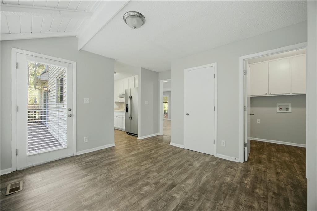 10285 Timberstone Road Property Photo 5