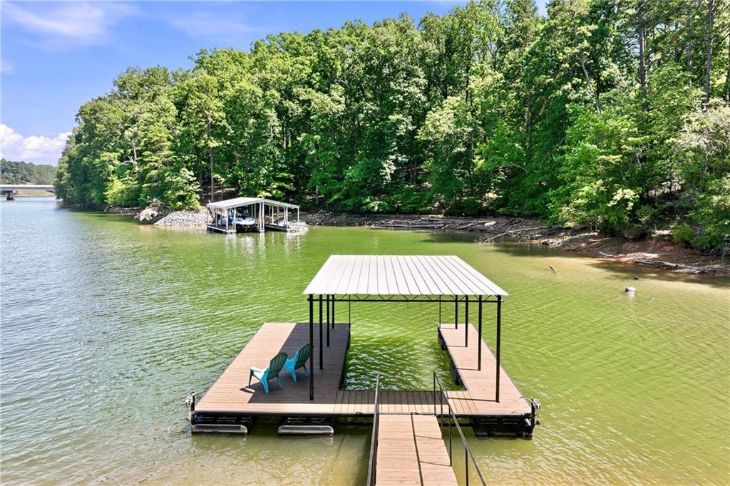 3150 Edgewater Drive Property Photo 4