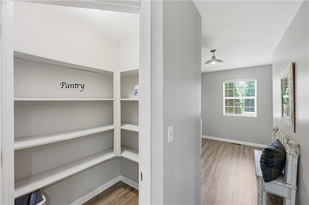 3150 Edgewater Drive Property Photo 18