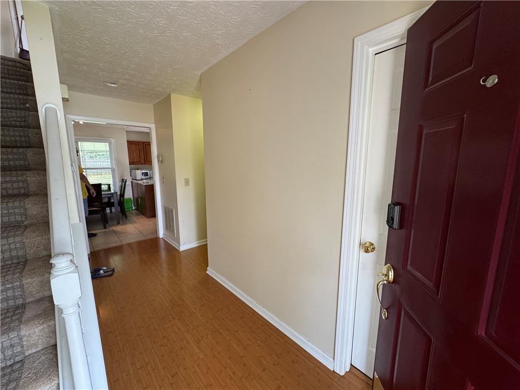 2979 Abbotts Oak Way Property Photo 6