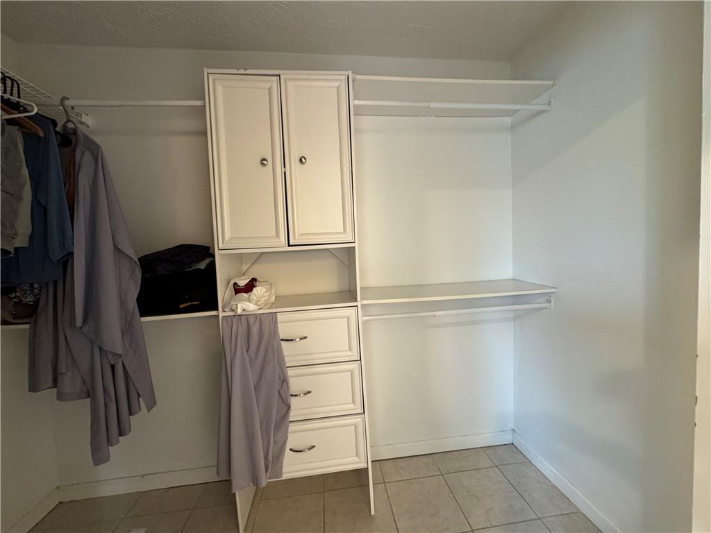 2979 Abbotts Oak Way Property Photo 18