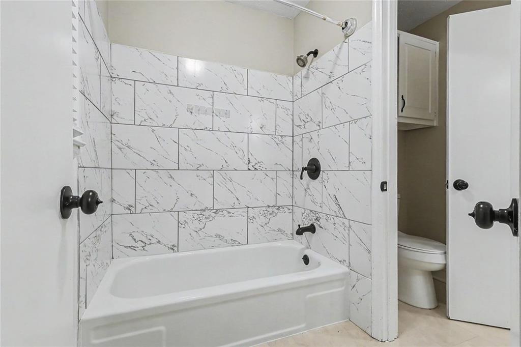 2538 Burton Circle Property Photo 19