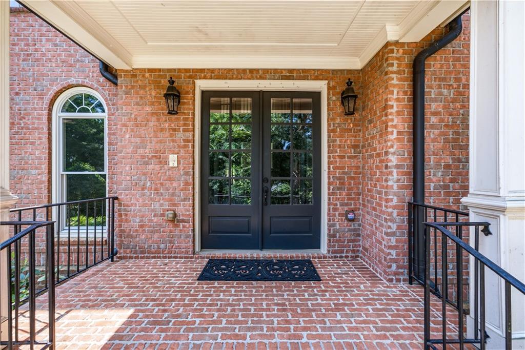 2115 Tee Drive Property Photo 6