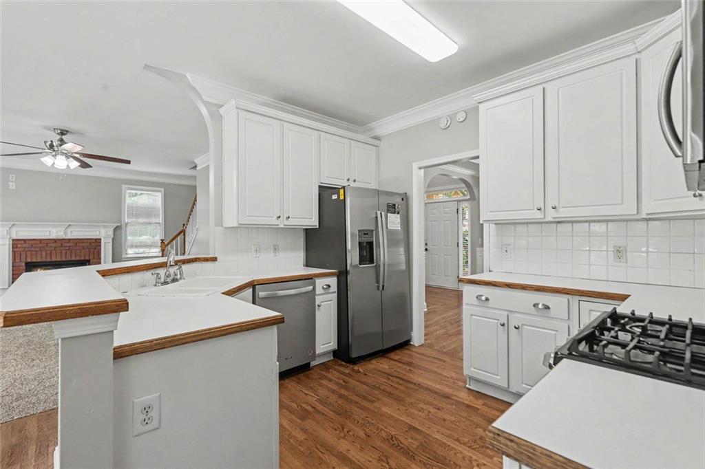 5014 Lake Hollow Property Photo 6