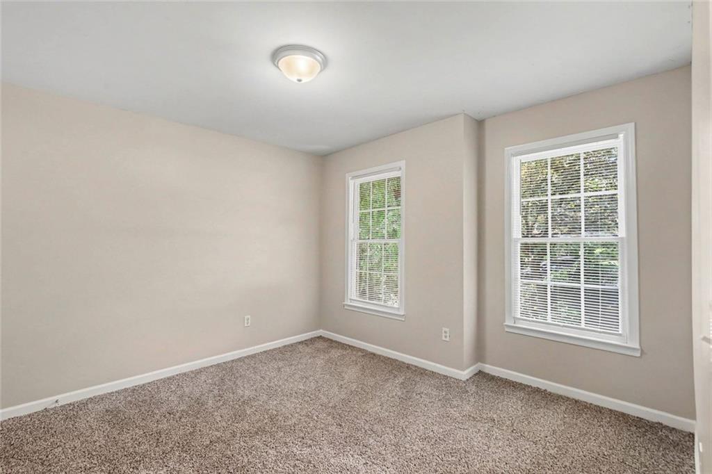 5014 Lake Hollow Property Photo 17