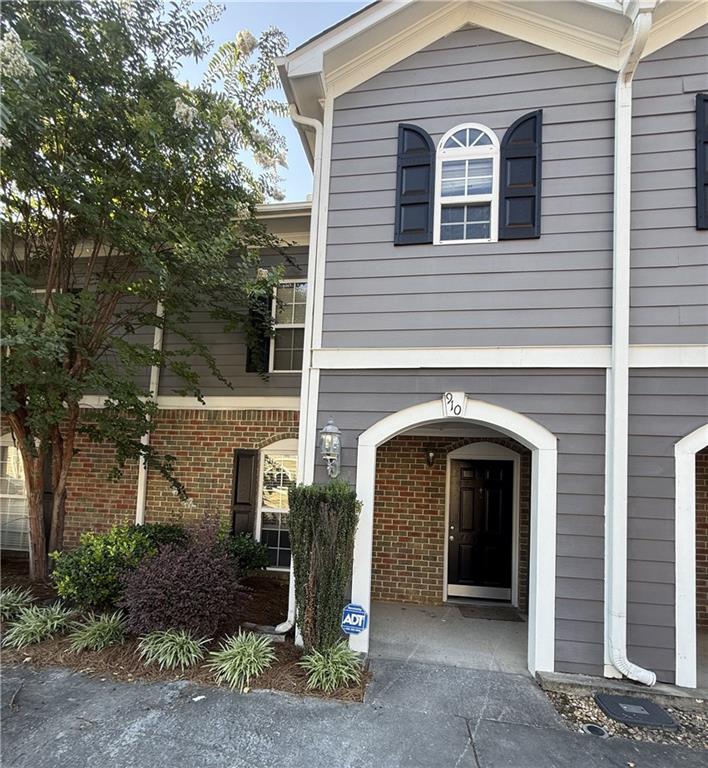 910 Summer Place Property Photo 1