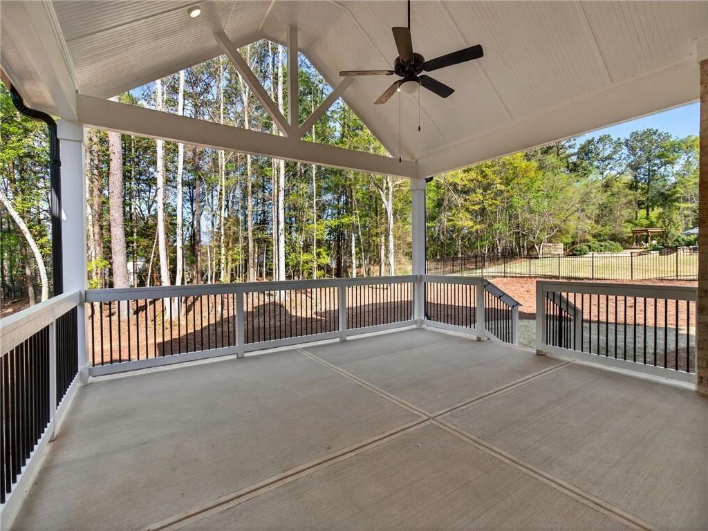 1091 Deer Trail Property Photo 33