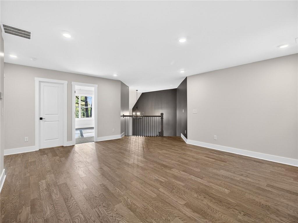 1091 Deer Trail Property Photo 36
