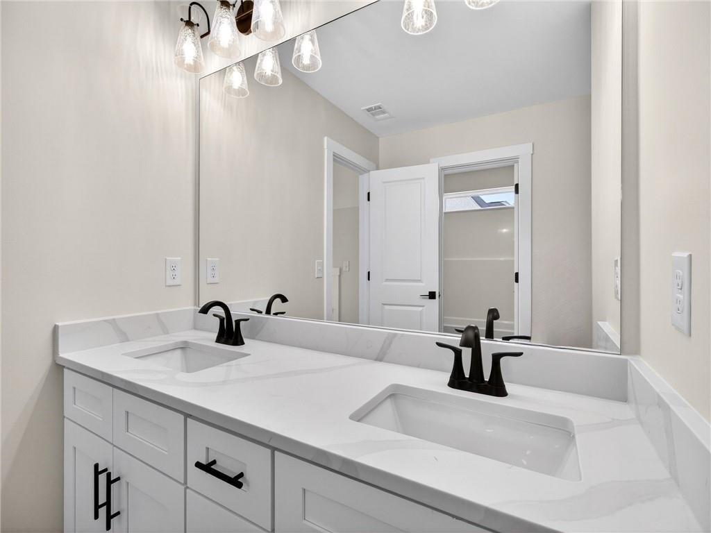 1091 Deer Trail Property Photo 44