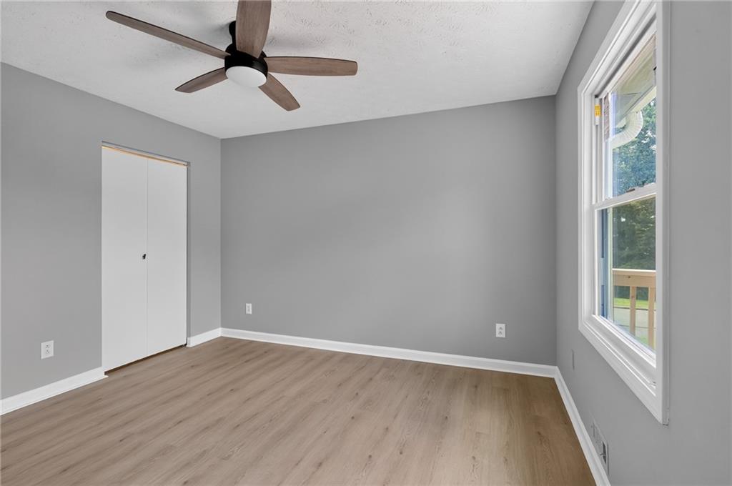3217 Canterbury Trail Property Photo 11
