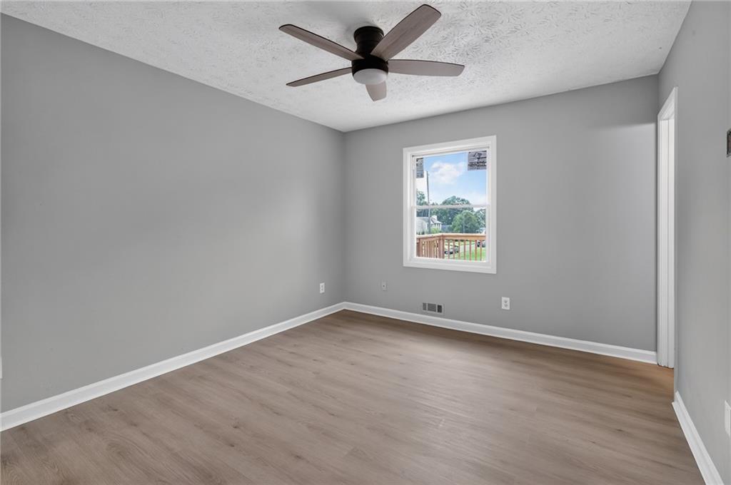 3217 Canterbury Trail Property Photo 15