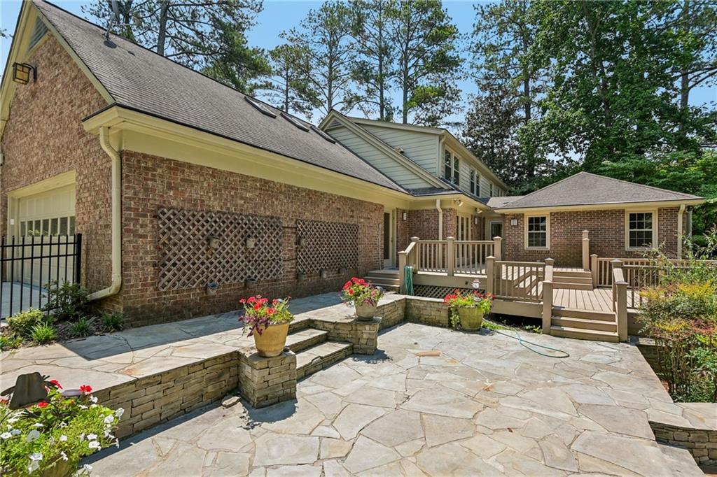 3135 Spalding Drive Property Photo 7