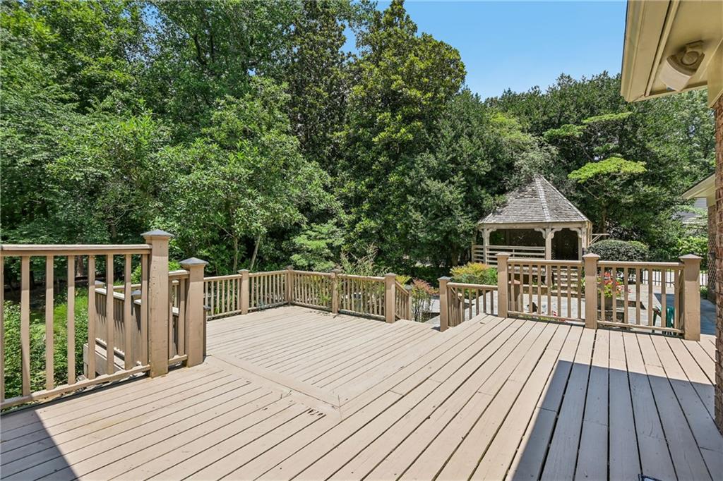 3135 Spalding Drive Property Photo 19