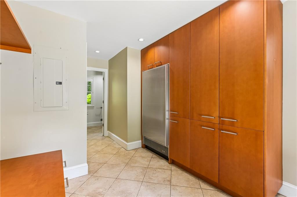3135 Spalding Drive Property Photo 42