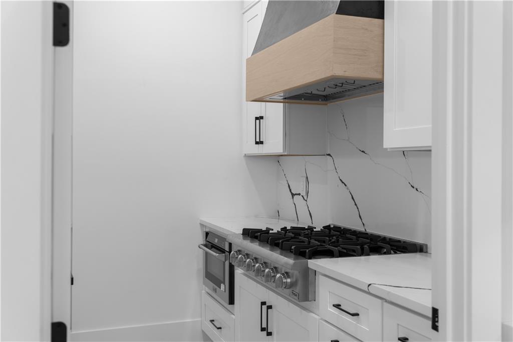 405 Thunder Road Property Photo 26