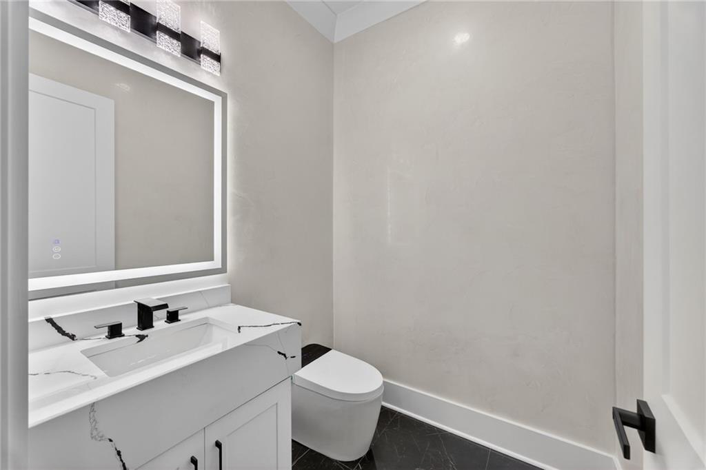 405 Thunder Road Property Photo 73