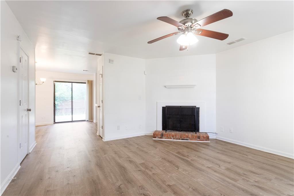 1585 Springleaf Point Se Property Photo 3