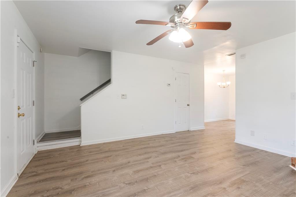 1585 Springleaf Point Se Property Photo 4