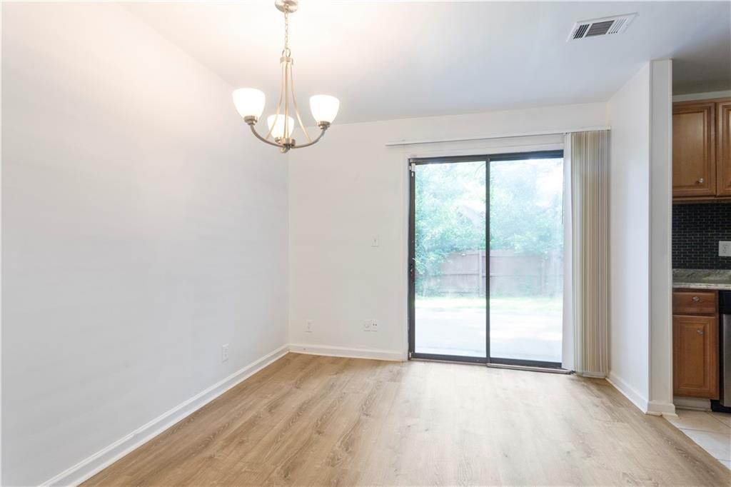 1585 Springleaf Point Se Property Photo 5