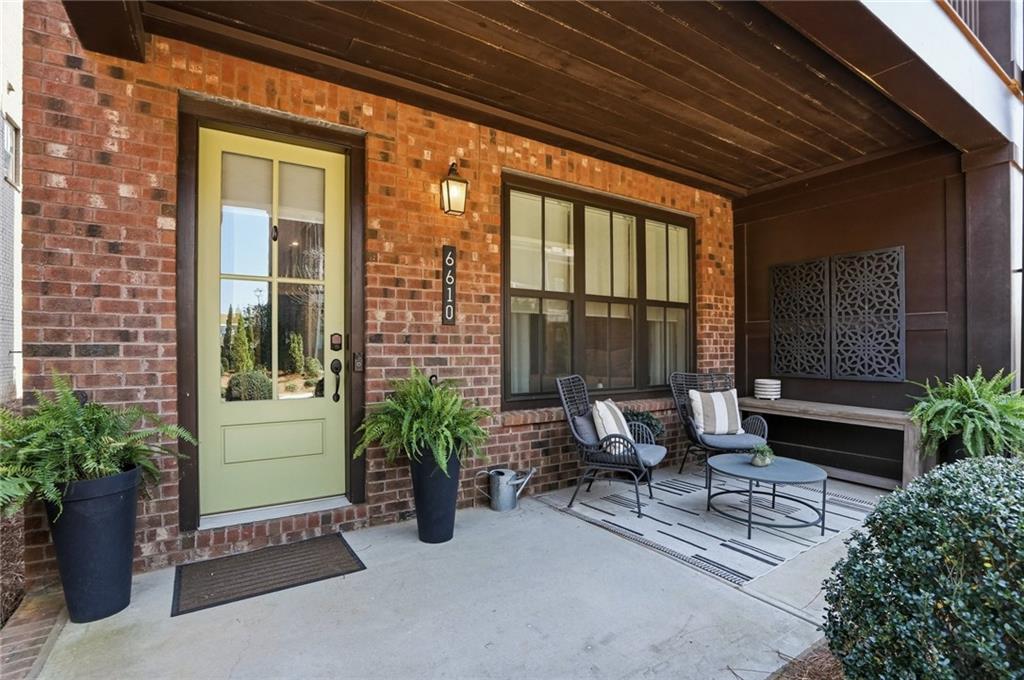 6610 Cortland Walk Property Photo 3